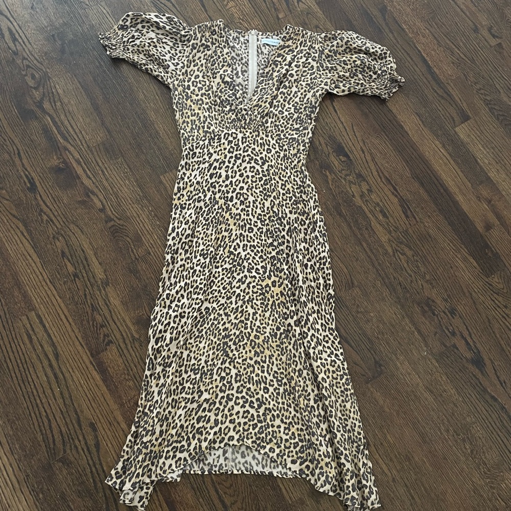 flowy long cheetah dress super comfortable and flattering